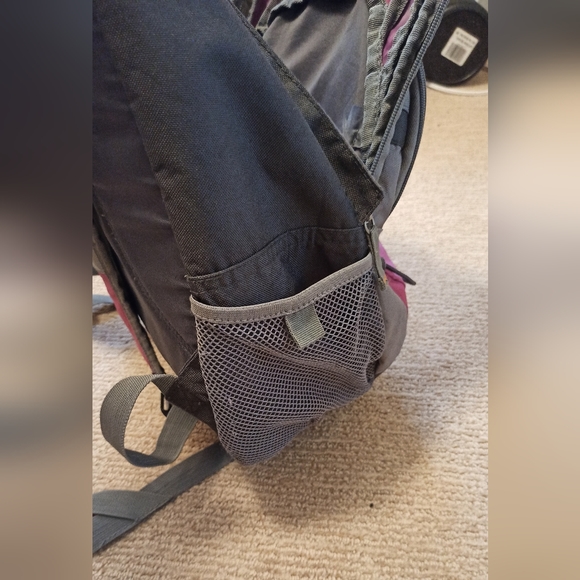 Embark Backpack - Picture 6 of 6